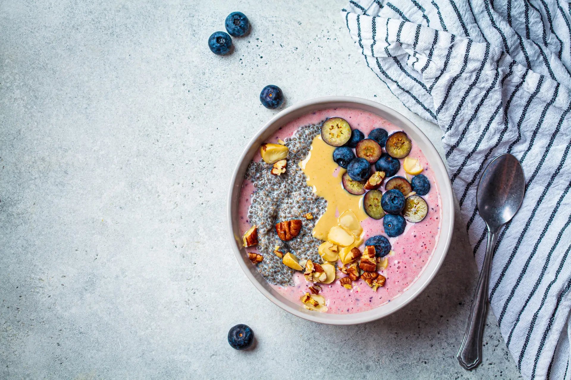 Açaí-Pulver genießen: Tipps für den perfekten Geschmack