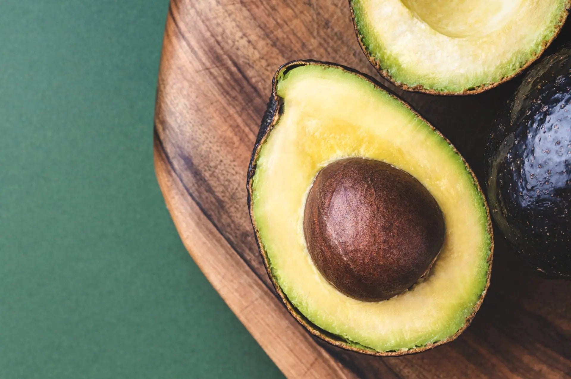 Warum Avocados in Ihrer Ernährung nicht fehlen sollten: Gesundheitsvorteile und Rezeptideen