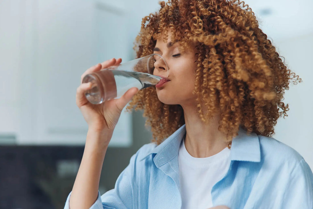 Hydration für die Haut: Wie Wasser die Hautpflege unterstützt
